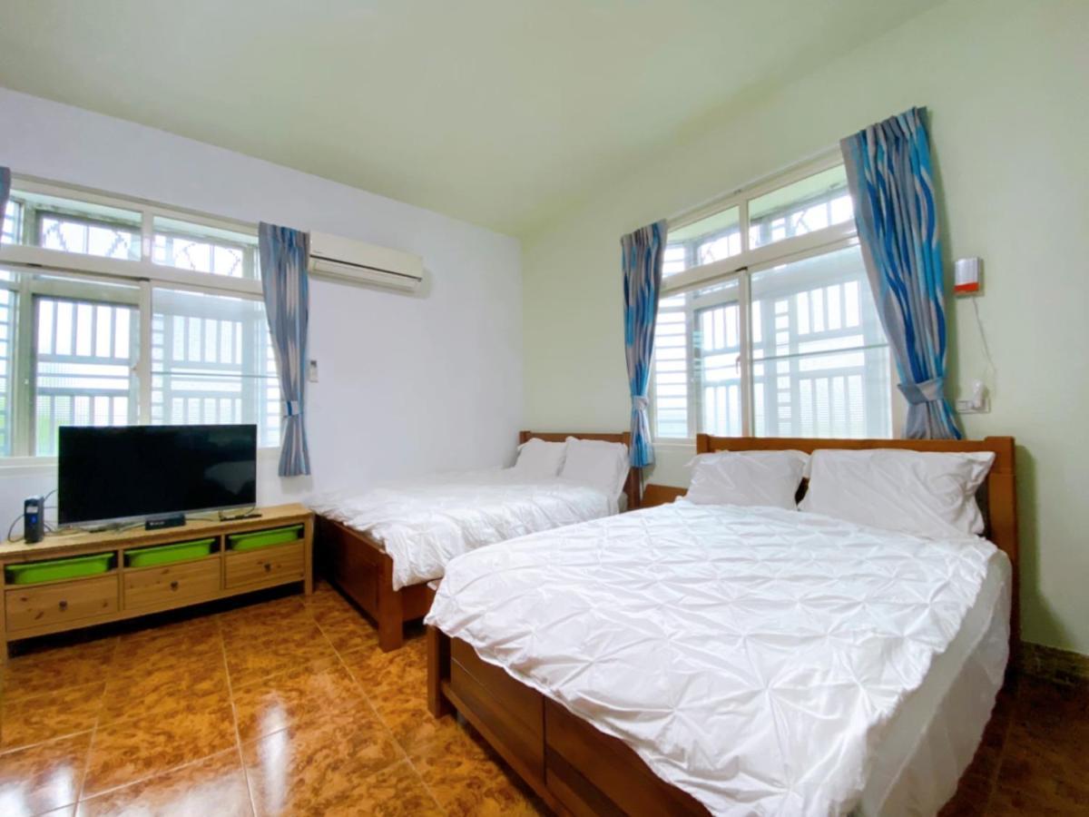 Bridgeside Homestay Pingtung Exterior photo